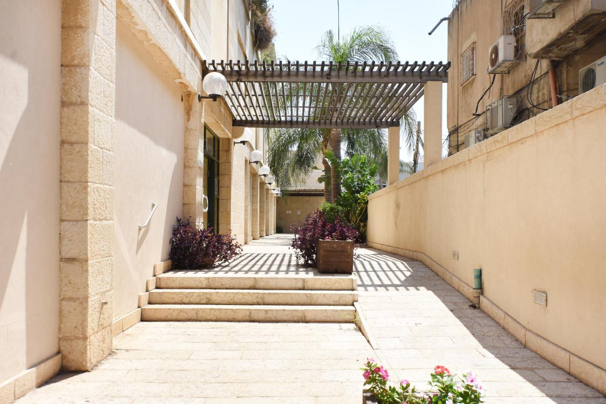 Peaceful 2Br In Noga By Holyguest Apartment Tel Aviv Exterior photo